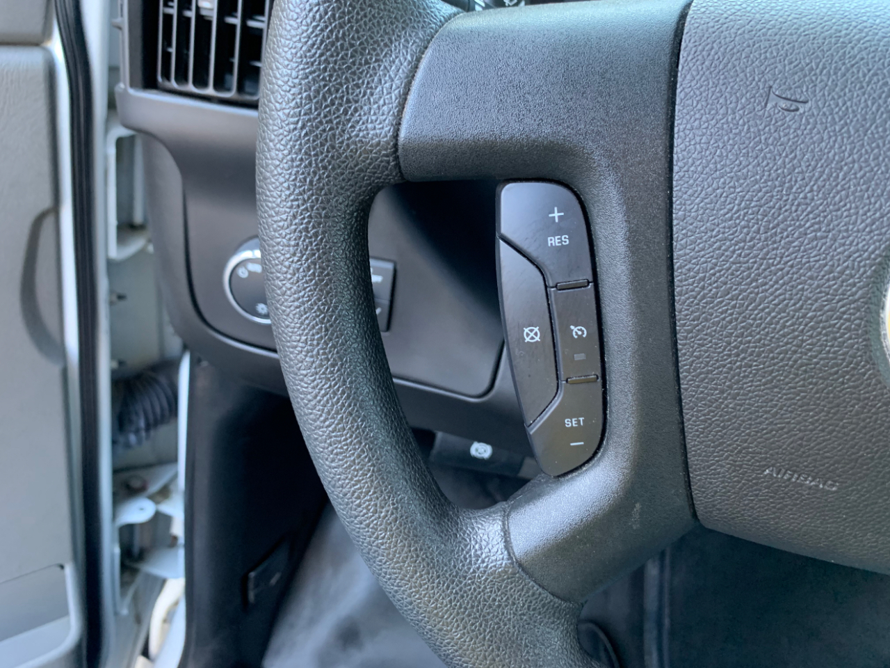 Chevrolet Express Cargo Van RWD 2500 135" 2018