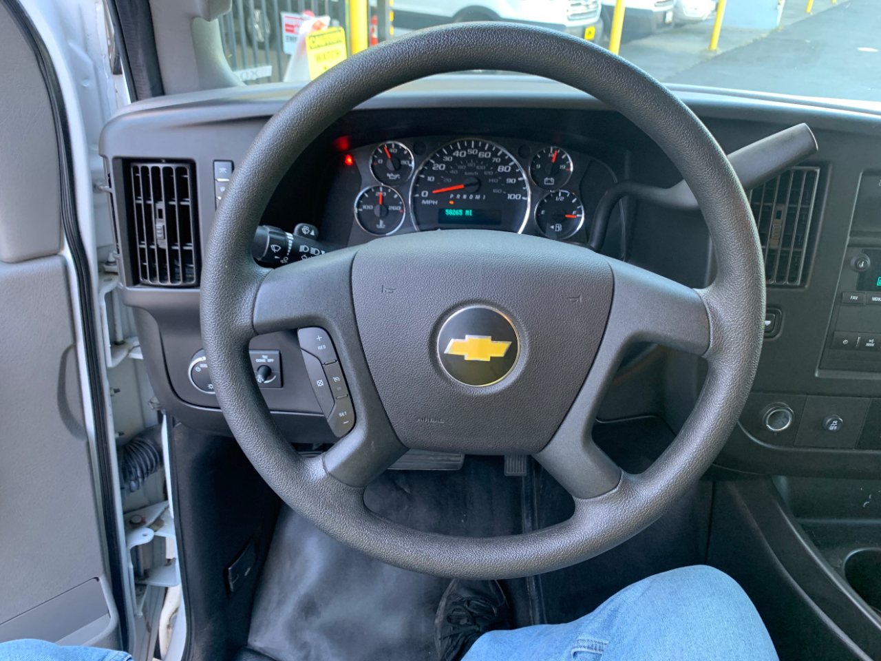 Chevrolet Express Cargo Van RWD 2500 135" 2018