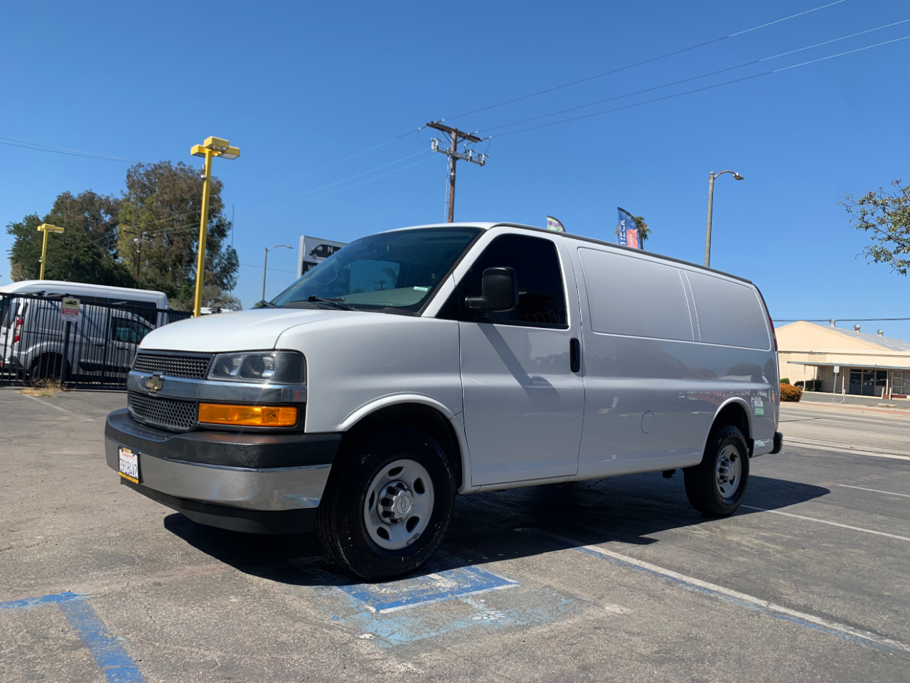 Chevrolet Express Cargo Van RWD 2500 135" 2018