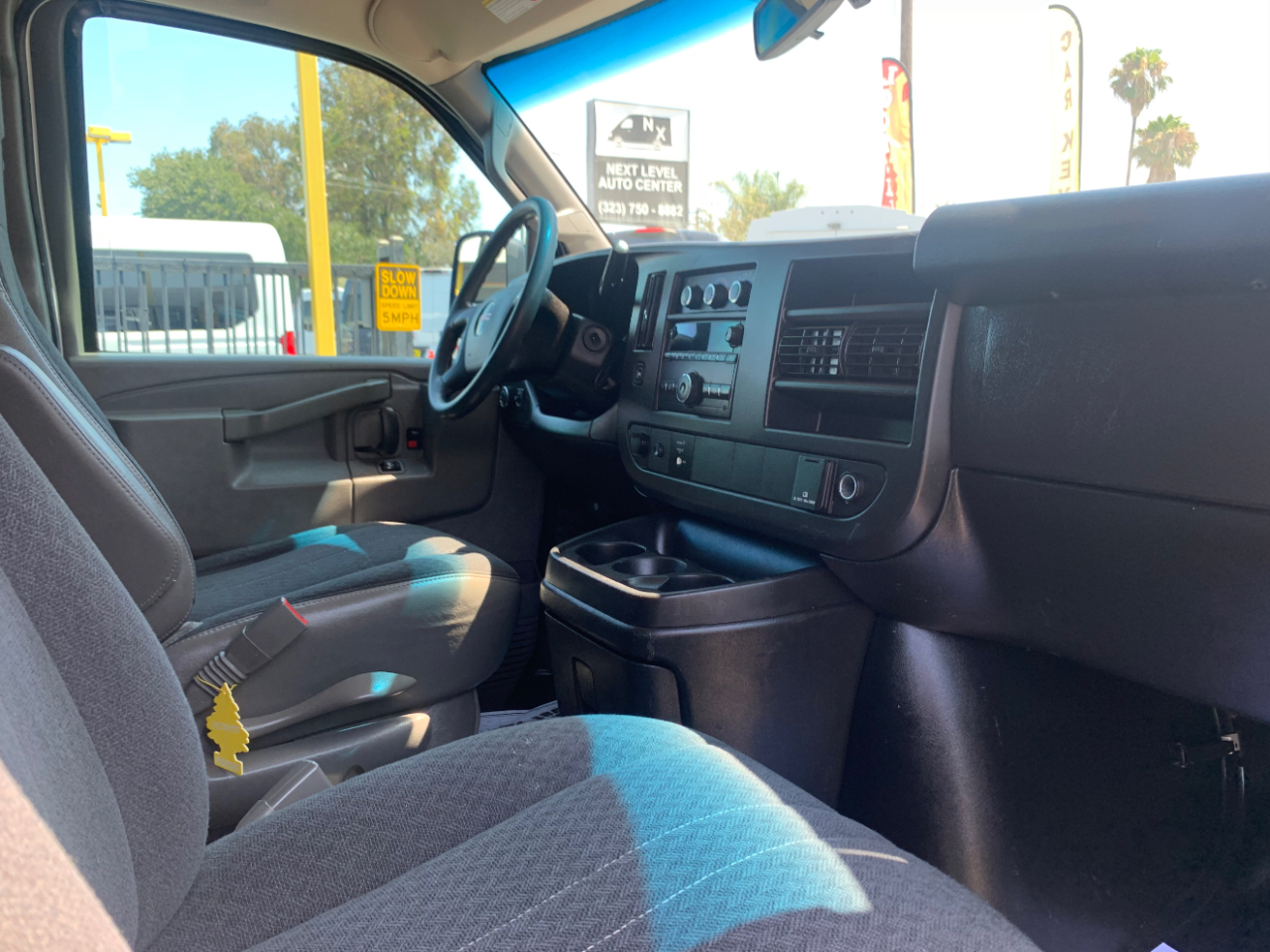 GMC Savana Cargo Van RWD 2500 135" 2019