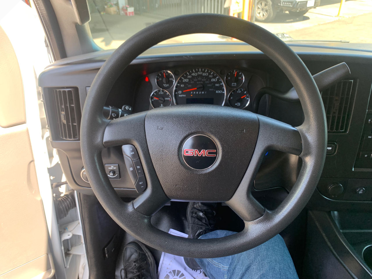 GMC Savana Cargo Van RWD 2500 135" 2019