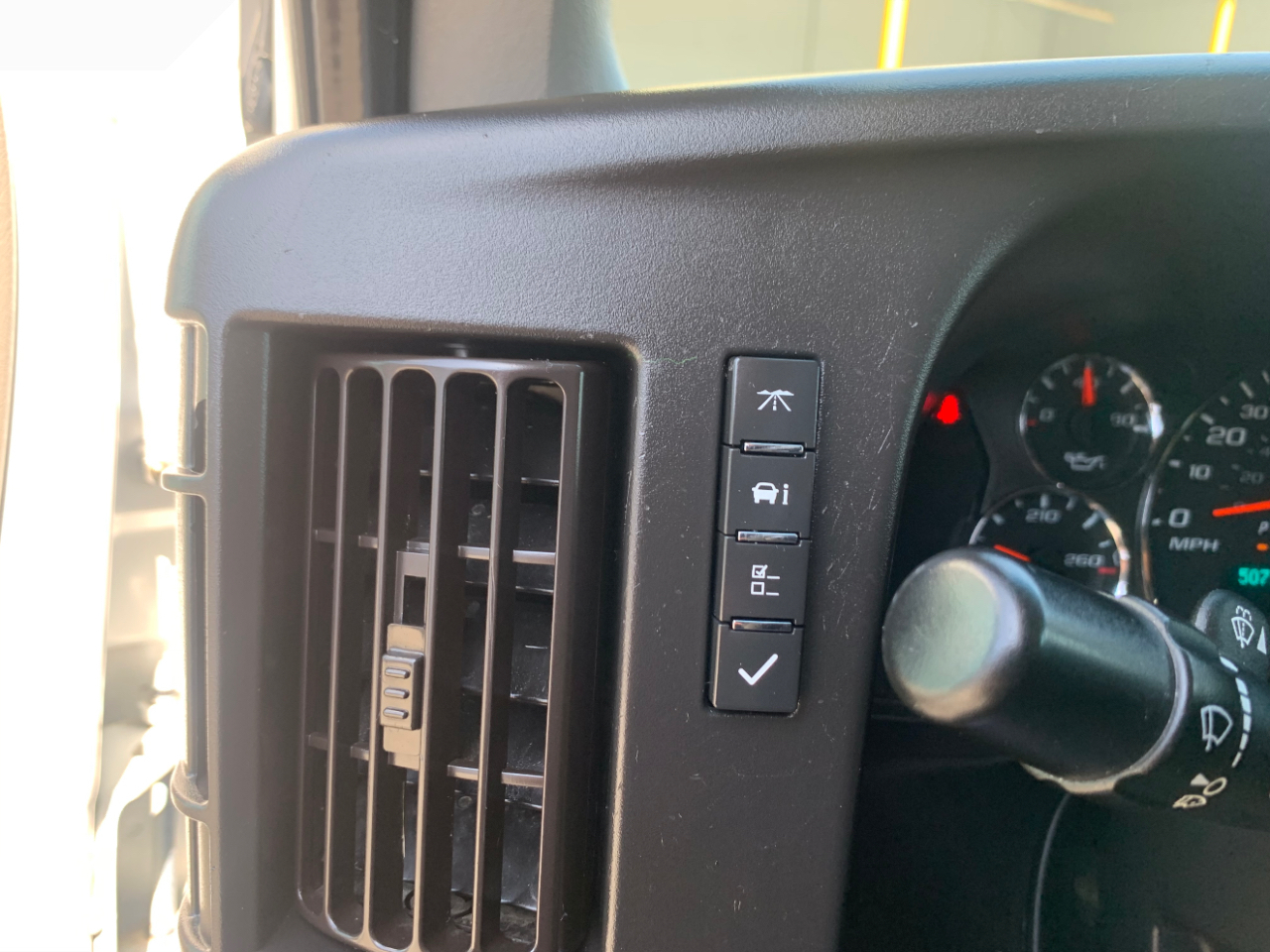 GMC Savana Cargo Van RWD 2500 135" 2019