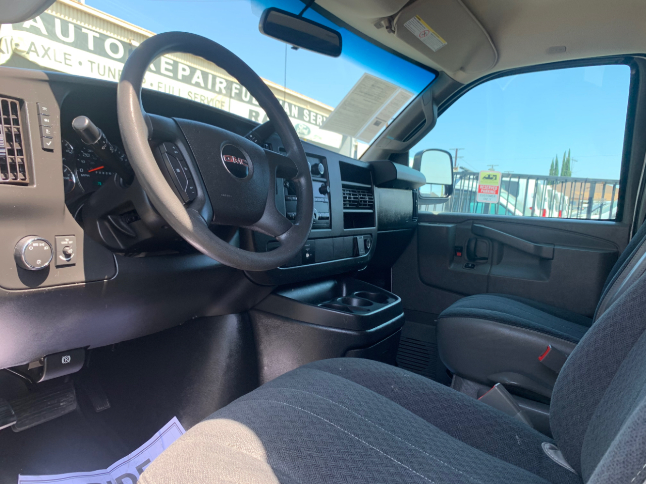 GMC Savana Cargo Van RWD 2500 135" 2019