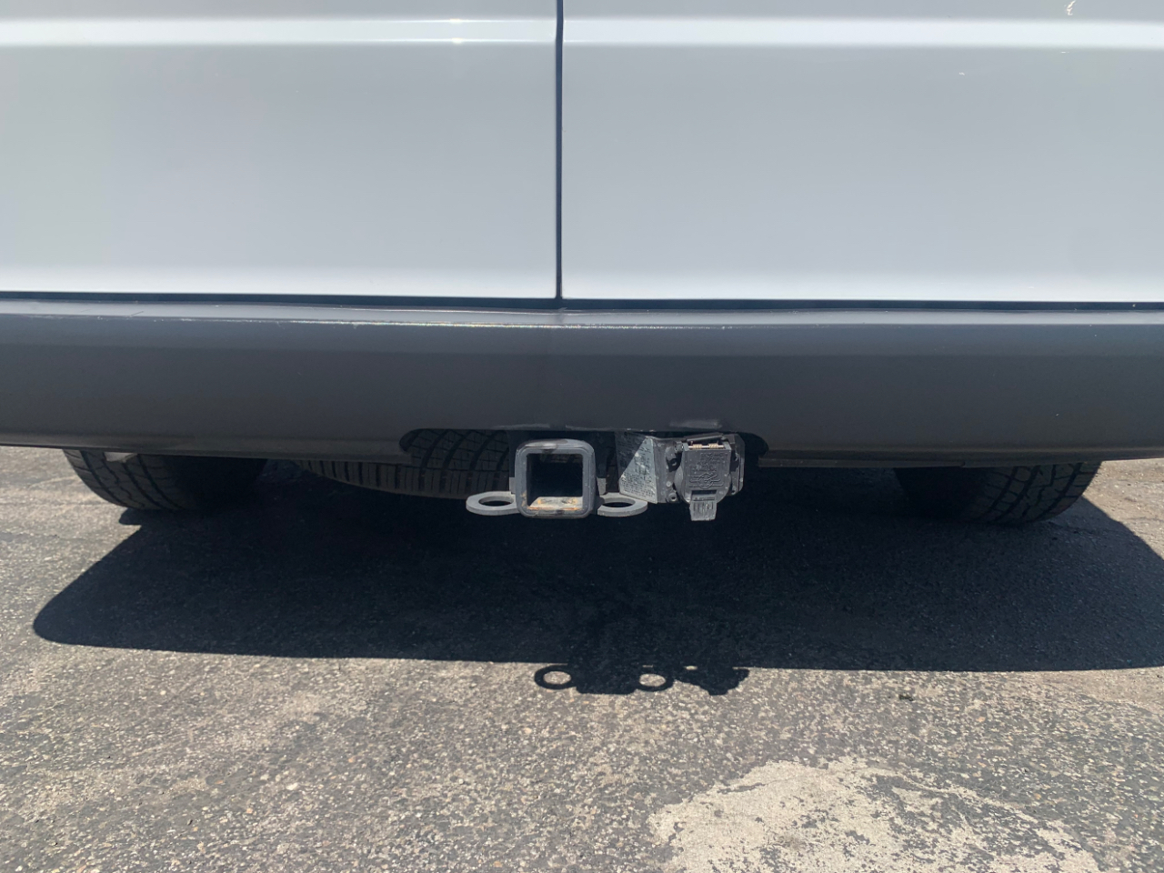 Mercedes-Benz Metris Cargo Van Standard Roof 135" Wheelbase 2022