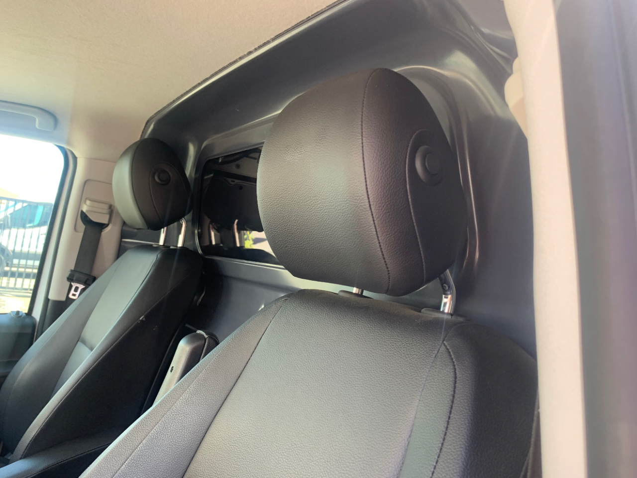 Mercedes-Benz Metris Cargo Van Standard Roof 135" Wheelbase 2022