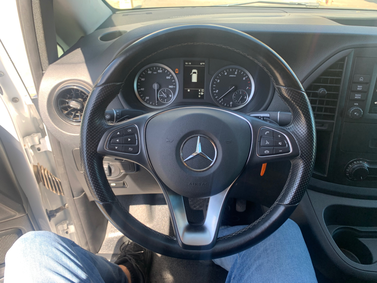 Mercedes-Benz Metris Cargo Van Standard Roof 135" Wheelbase 2022