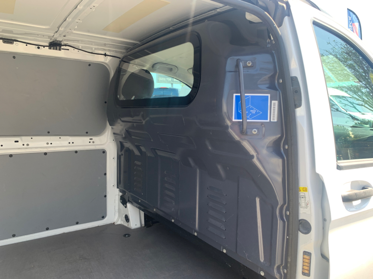 Mercedes-Benz Metris Cargo Van Standard Roof 135" Wheelbase 2022