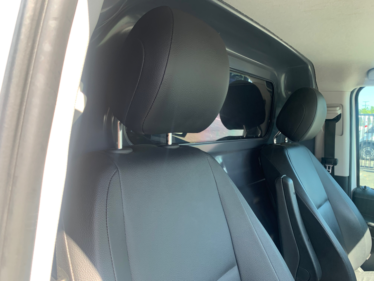Mercedes-Benz Metris Cargo Van Standard Roof 135" Wheelbase 2022
