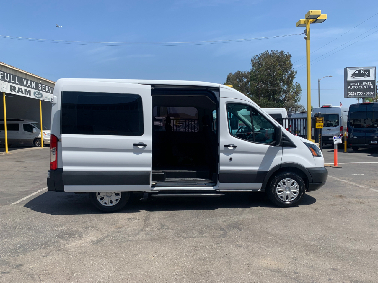 Ford Transit Wagon T-150 130" Med Roof XLT Sliding RH Dr 2015