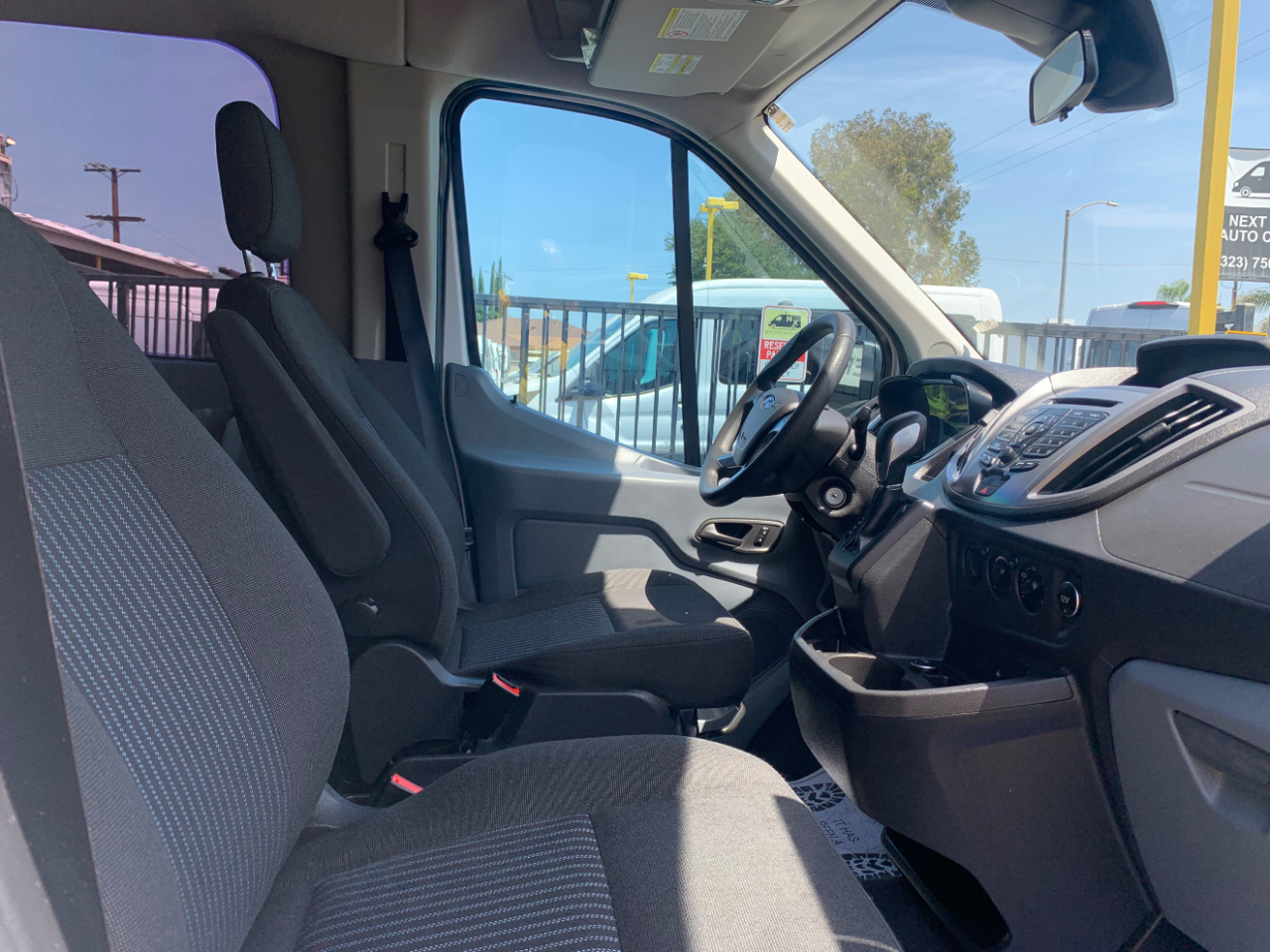 Ford Transit Wagon T-150 130" Med Roof XLT Sliding RH Dr 2015