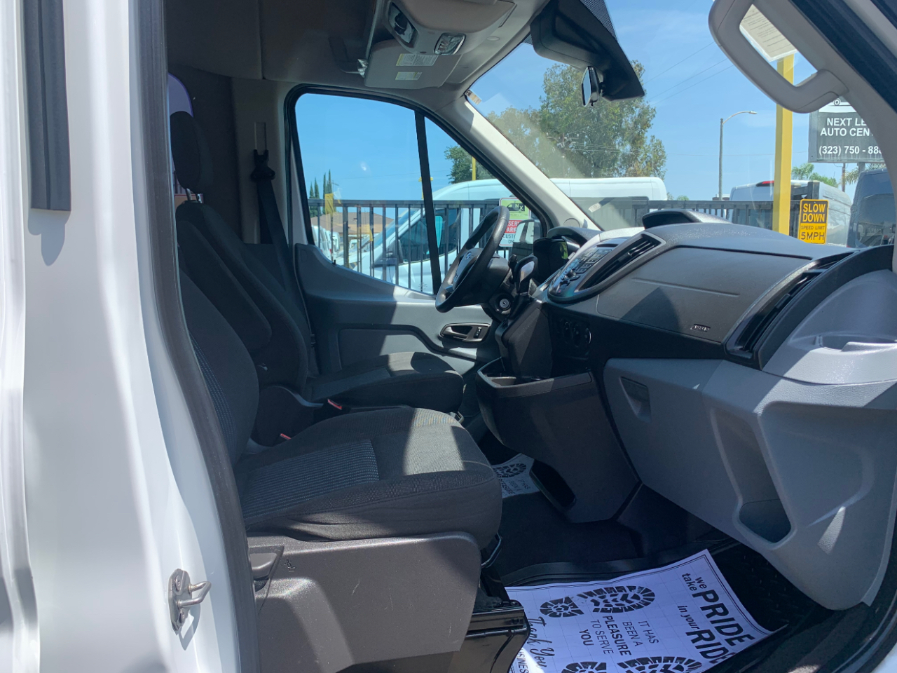 Ford Transit Wagon T-150 130" Med Roof XLT Sliding RH Dr 2015