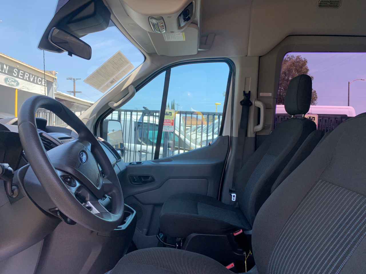 Ford Transit Wagon T-150 130" Med Roof XLT Sliding RH Dr 2015