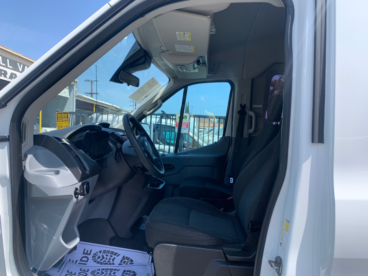 Ford Transit Wagon T-150 130" Med Roof XLT Sliding RH Dr 2015