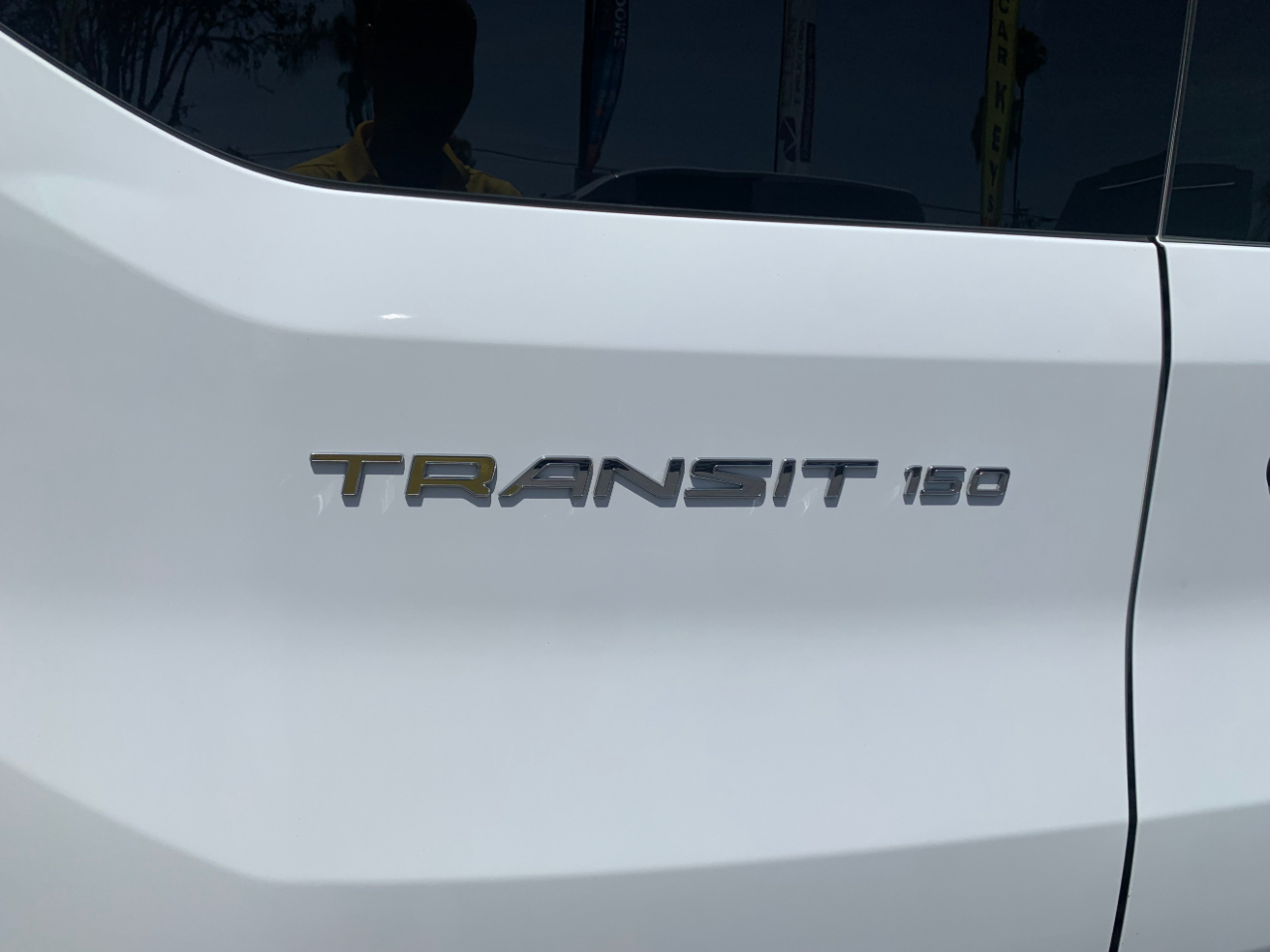 Ford Transit Wagon T-150 130" Med Roof XLT Sliding RH Dr 2015