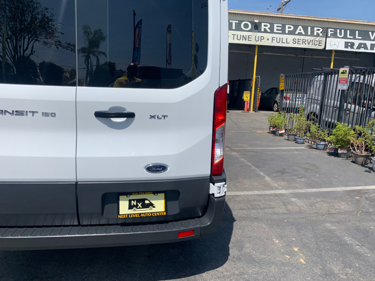 Ford Transit Wagon T-150 130" Med Roof XLT Sliding RH Dr 2015