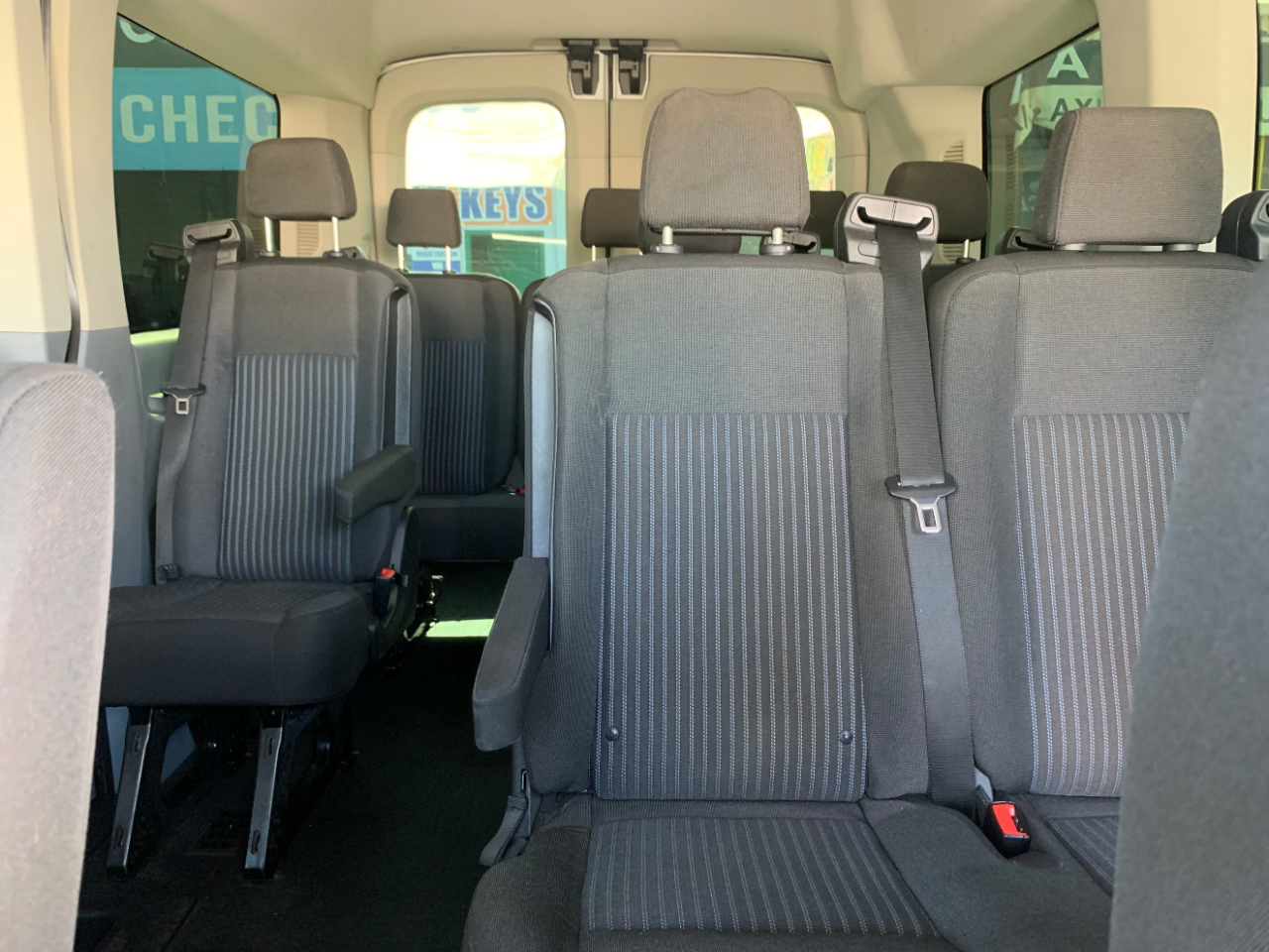 Ford Transit Wagon T-150 130" Med Roof XLT Sliding RH Dr 2015