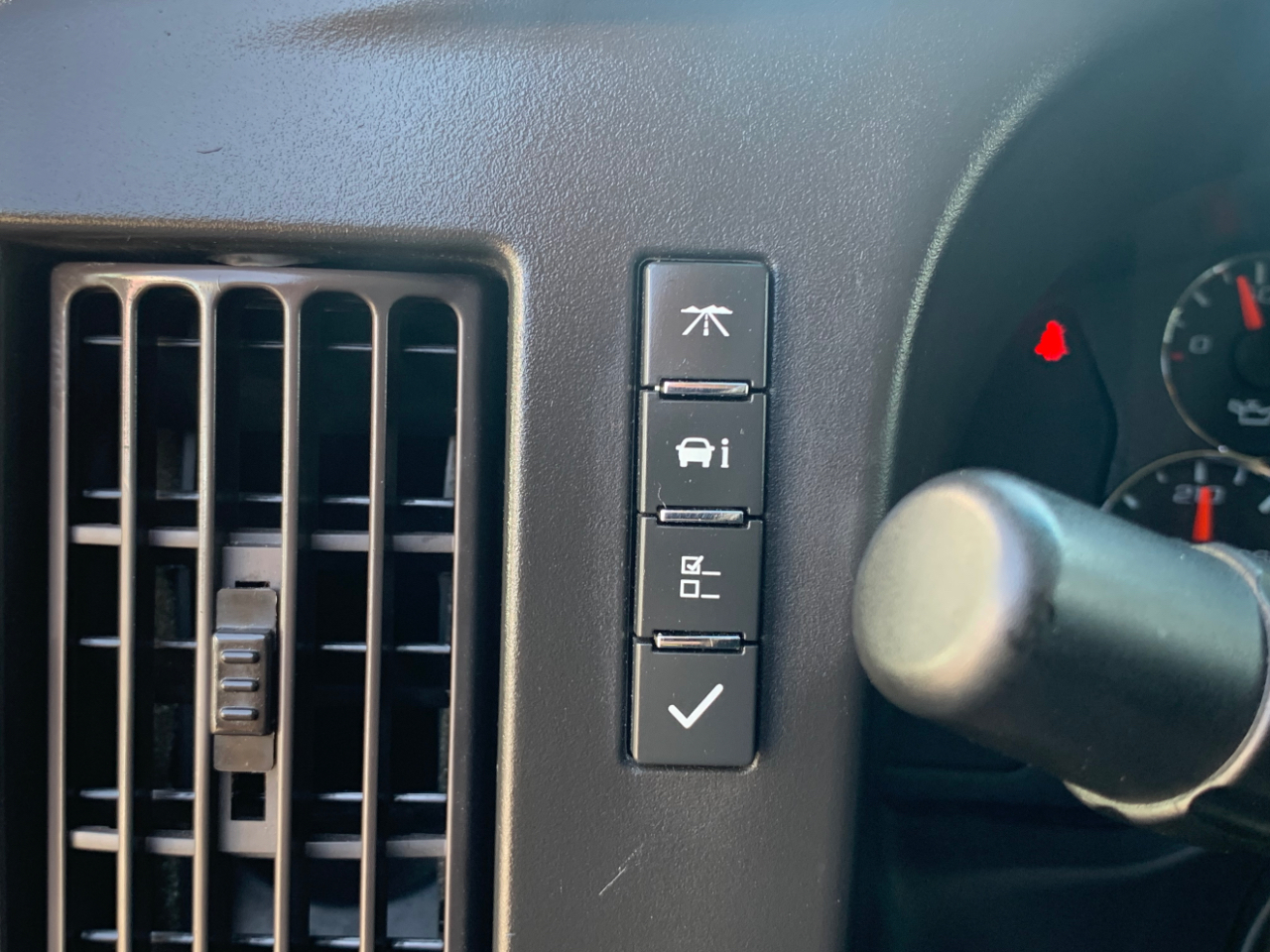 GMC Savana Cargo Van RWD 2500 155" 2023