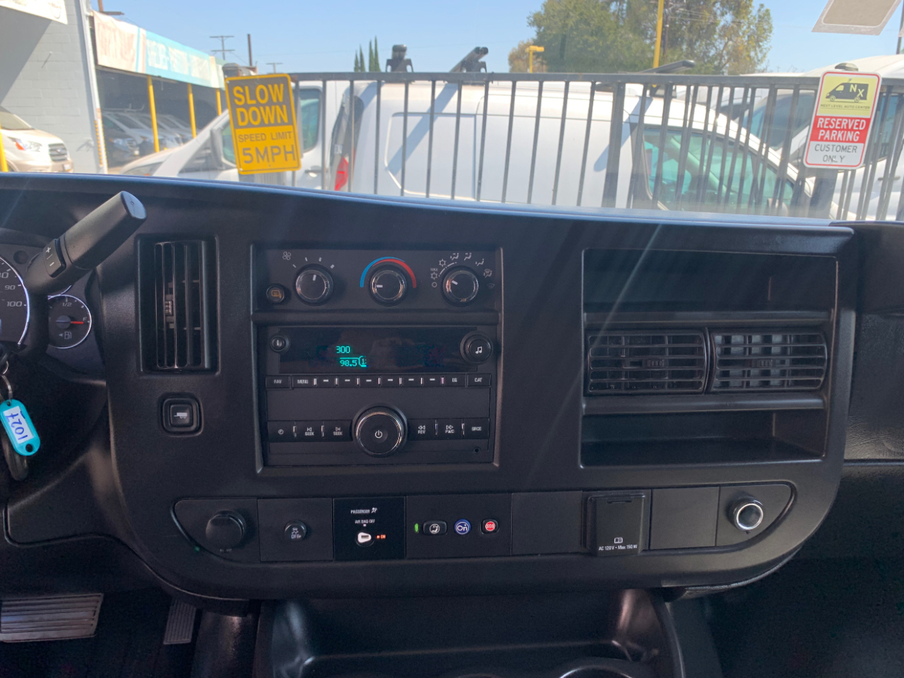 GMC Savana Cargo Van RWD 2500 155" 2023