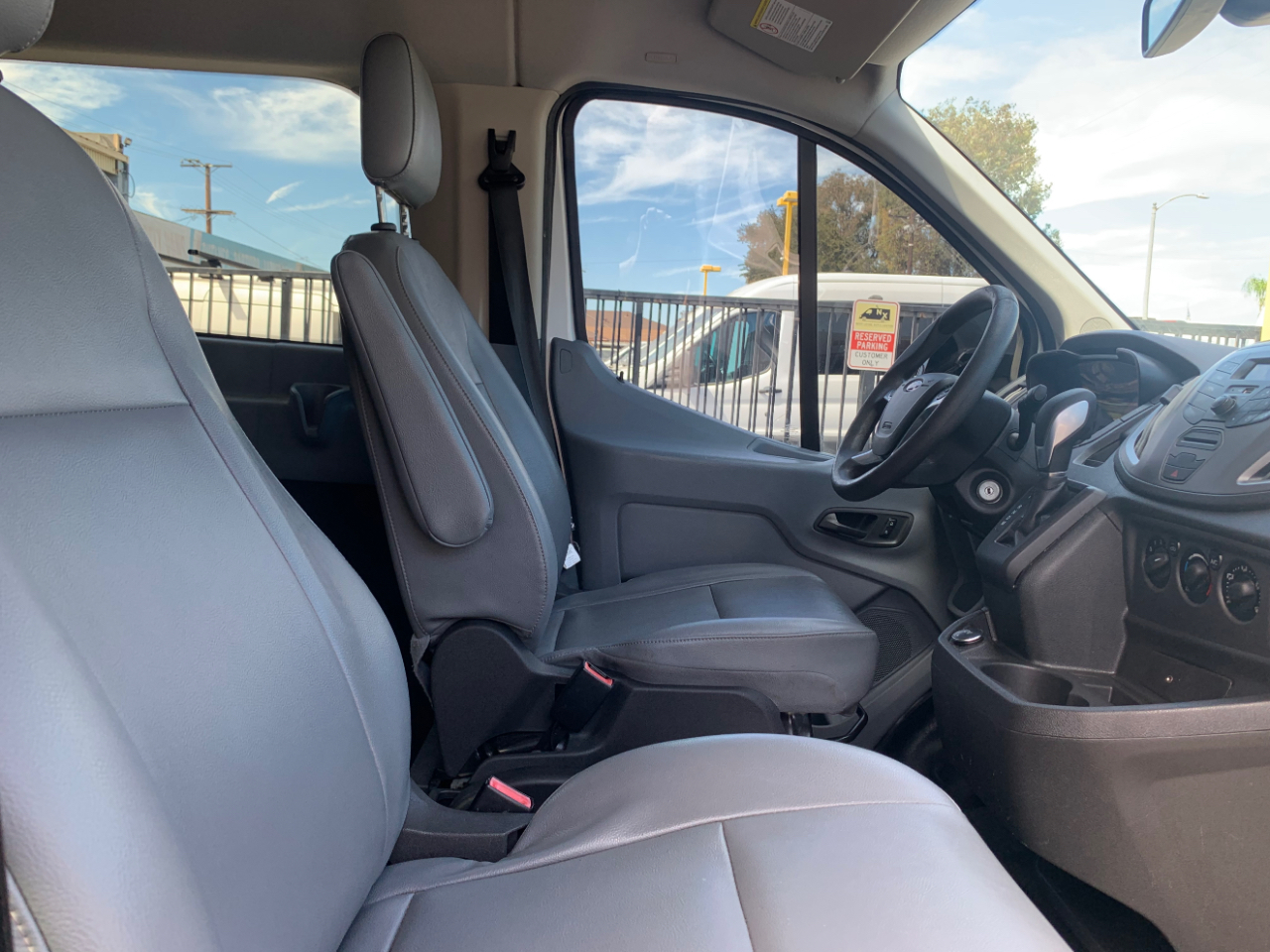 Ford Transit Passenger Wagon T-150 130" Low Roof XLT Sliding RH Dr 2019