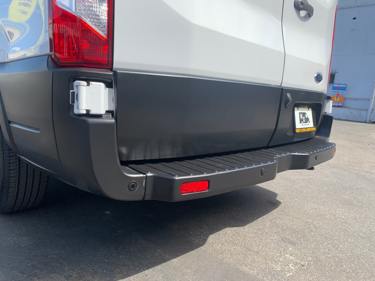 Ford Transit Passenger Wagon T-150 130" Low Roof XLT Sliding RH Dr 2019