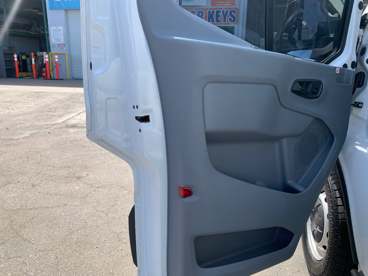 Ford Transit Passenger Wagon T-150 130" Low Roof XLT Sliding RH Dr 2019