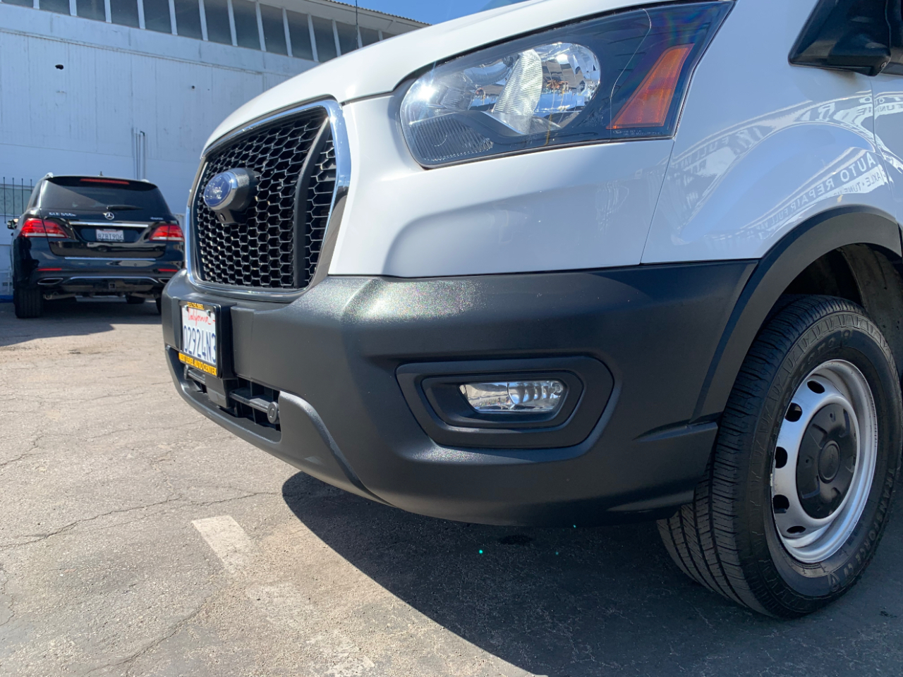 Ford Transit Cargo Van T-150 148" Med Rf 8670 GVWR RWD 2022