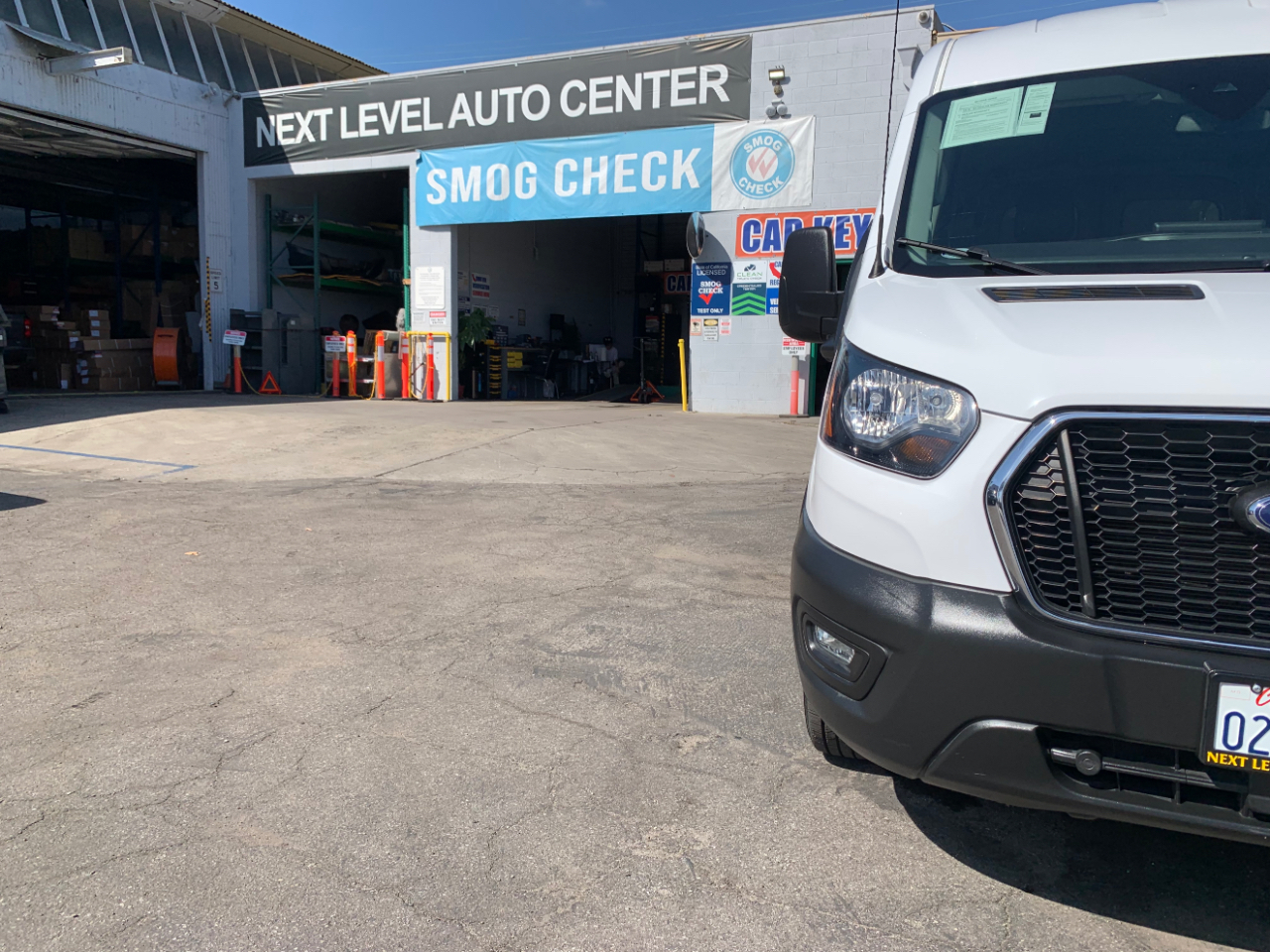 Ford Transit Cargo Van T-150 148" Med Rf 8670 GVWR RWD 2022