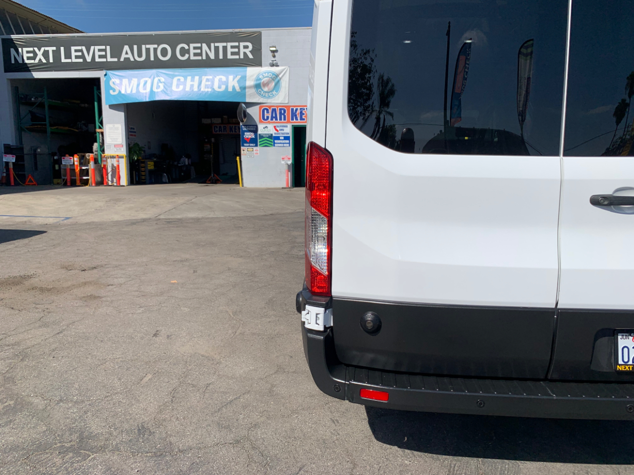 Ford Transit Cargo Van T-150 148" Med Rf 8670 GVWR RWD 2022