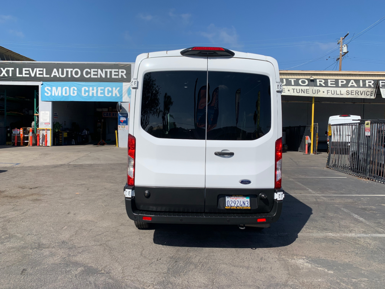 Ford Transit Cargo Van T-150 148" Med Rf 8670 GVWR RWD 2022