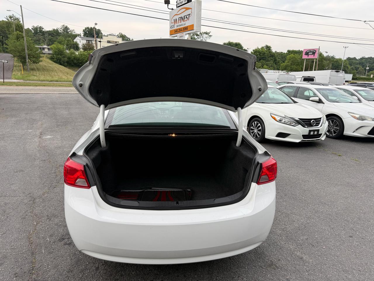 Chevrolet Impala 4dr Sdn LT w/1LT 2018