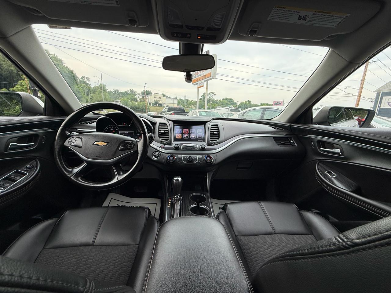 Chevrolet Impala 4dr Sdn LT w/1LT 2018