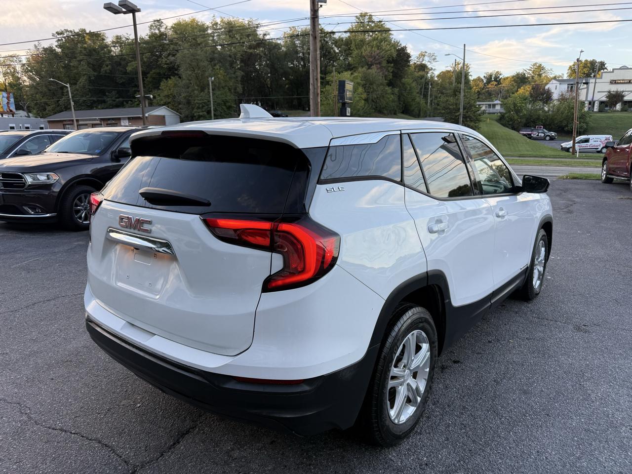 GMC Terrain FWD 4dr SLE 2018