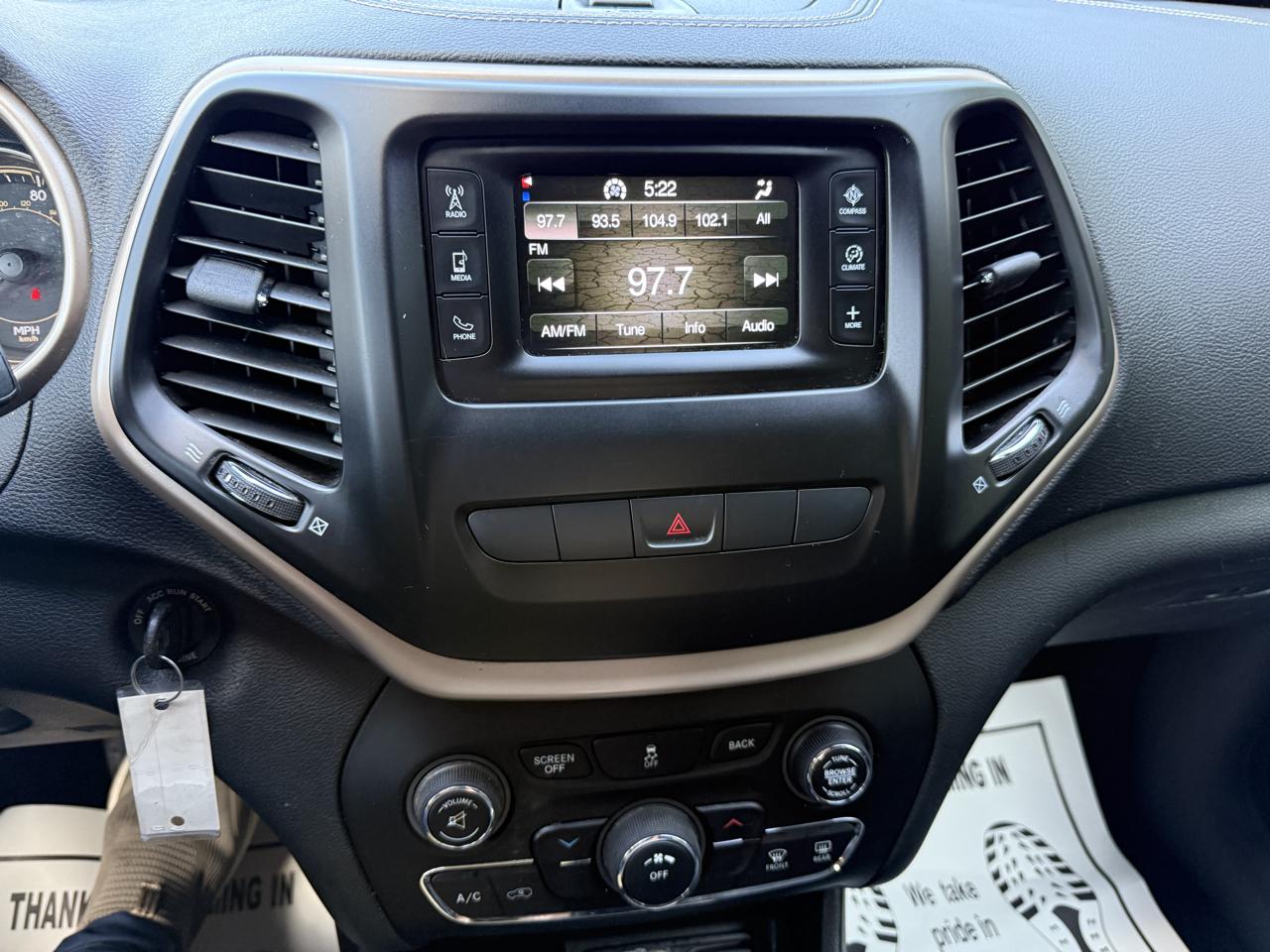 Jeep Cherokee 4WD 4dr Latitude 2014