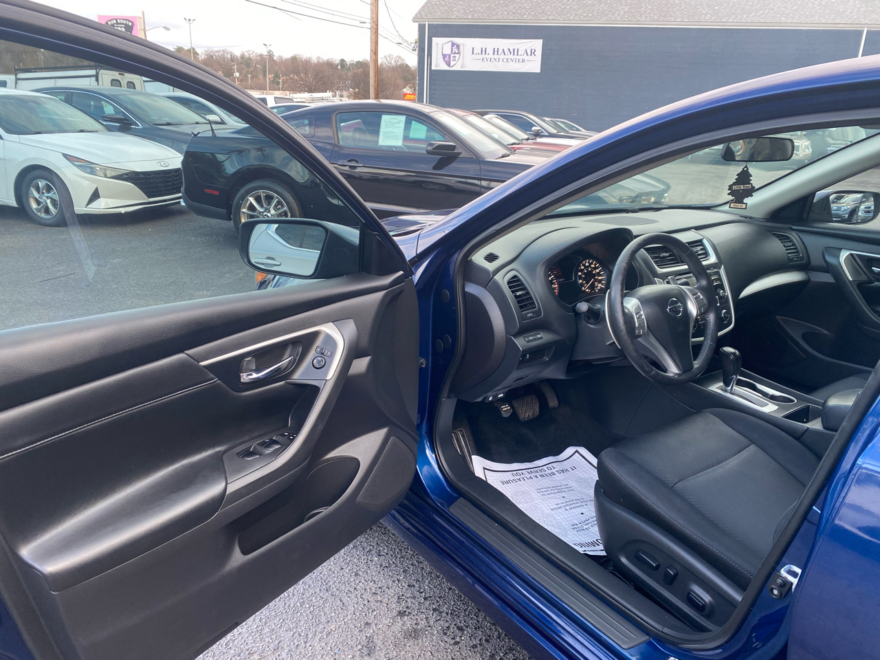 Nissan Altima 2.5 SR Sedan 2017