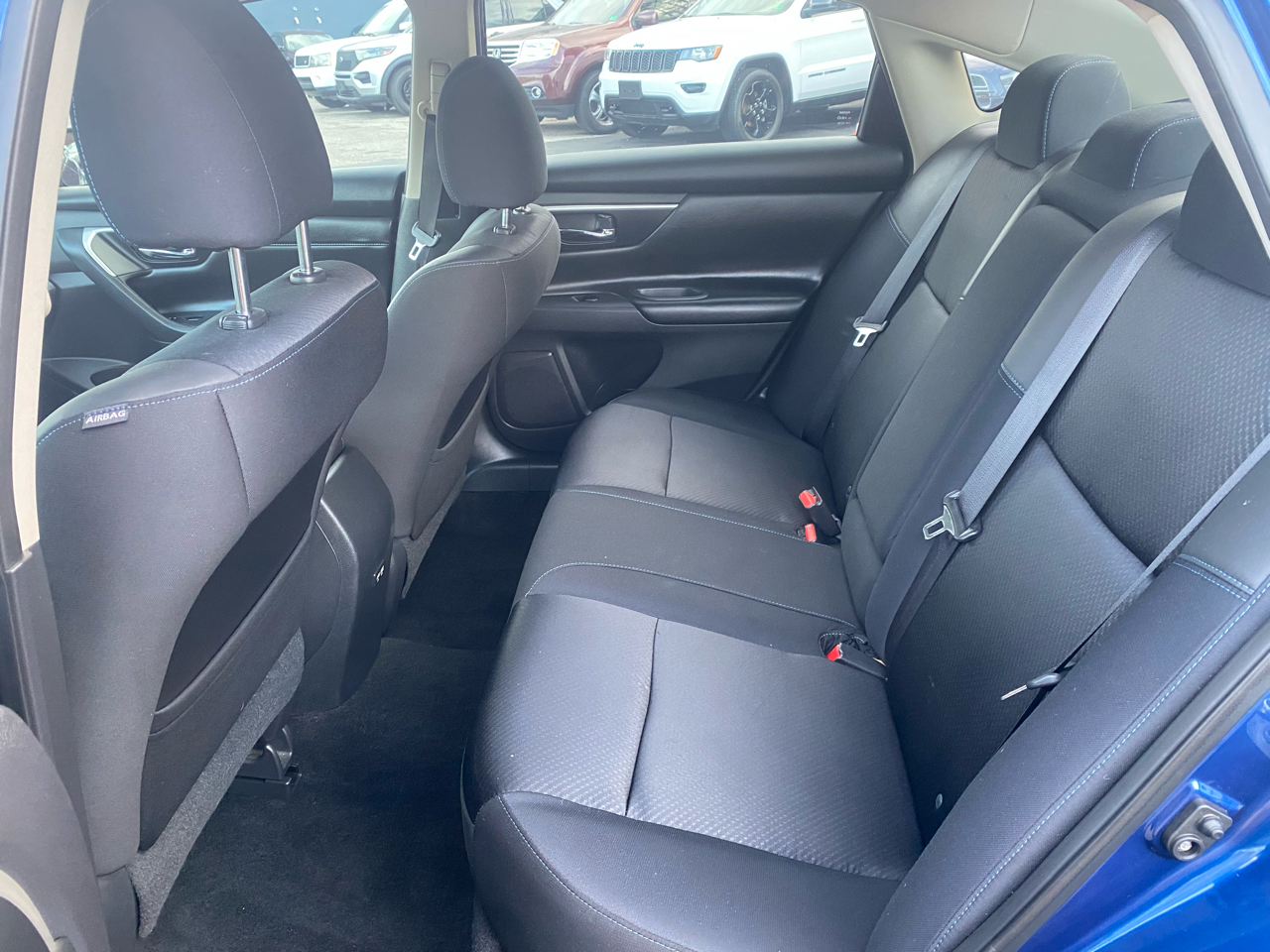 Nissan Altima 2.5 SR Sedan 2017