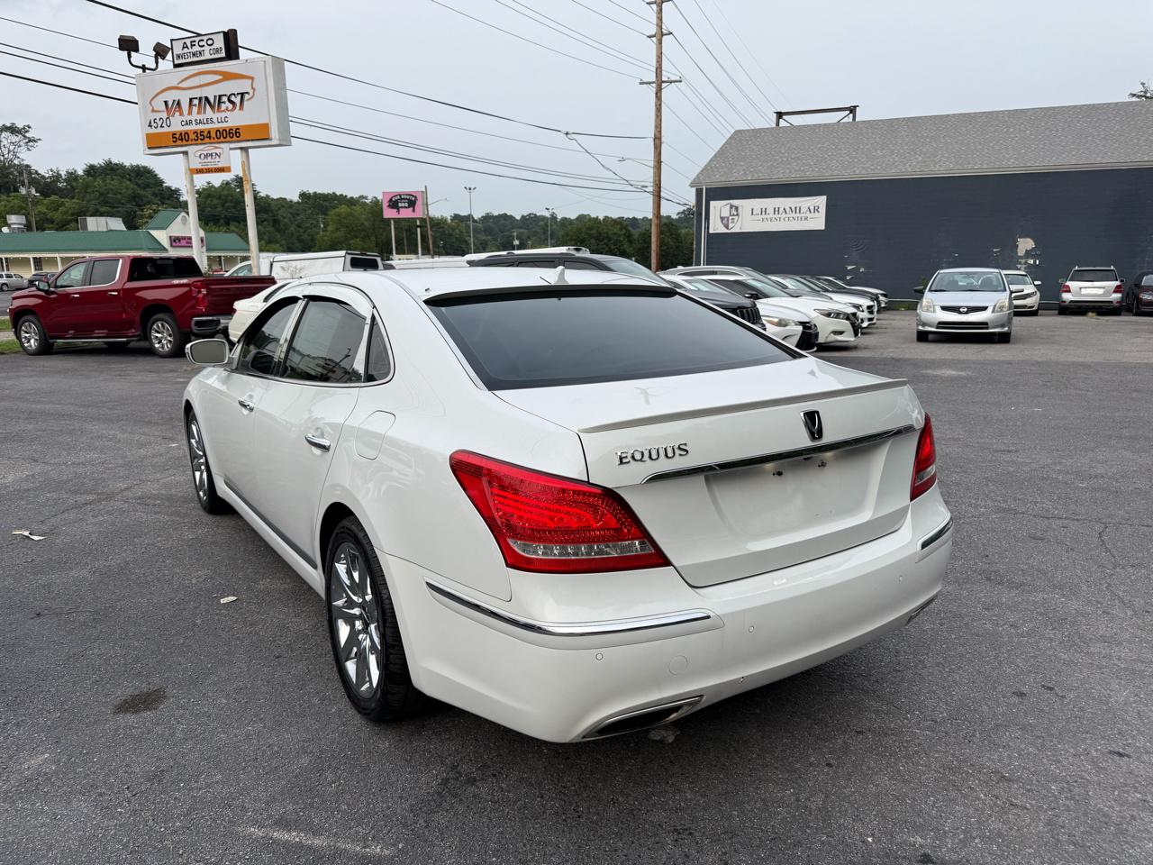 Hyundai Equus 4dr Sdn Ultimate 2013