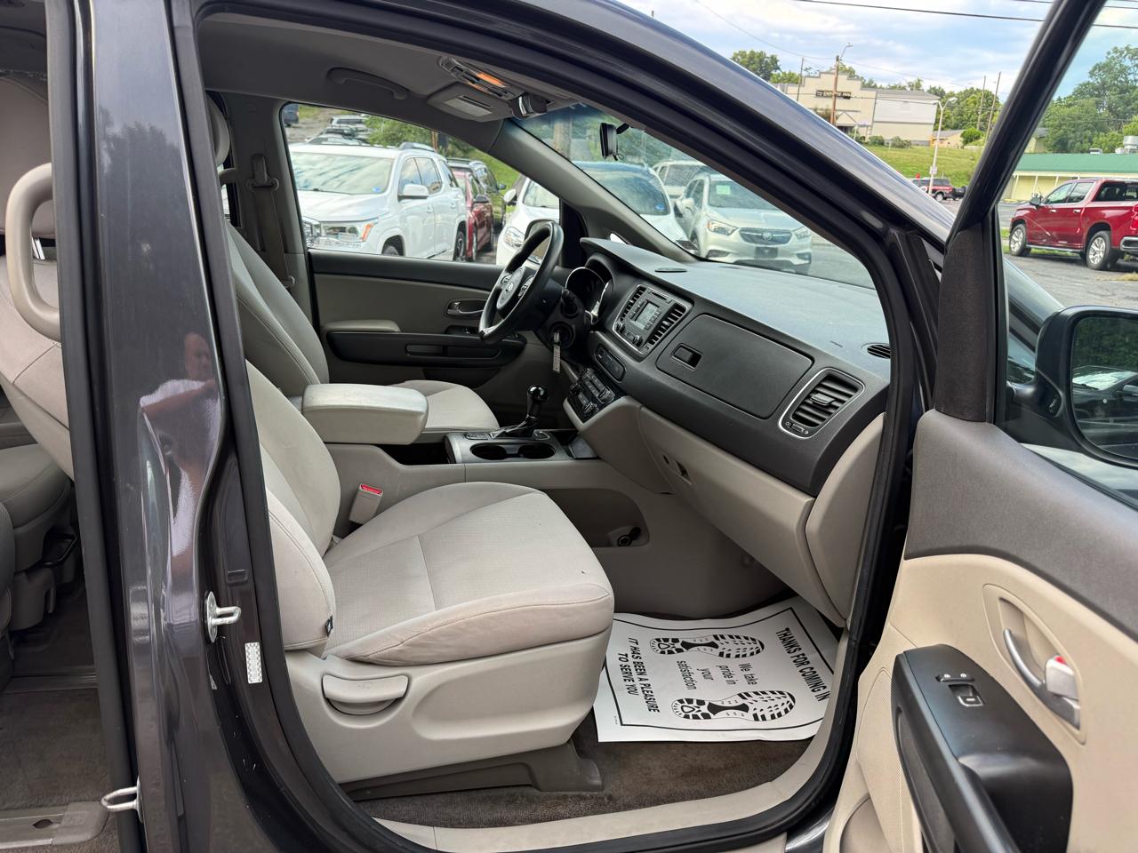 Kia Sedona 4dr Wgn LX 2016