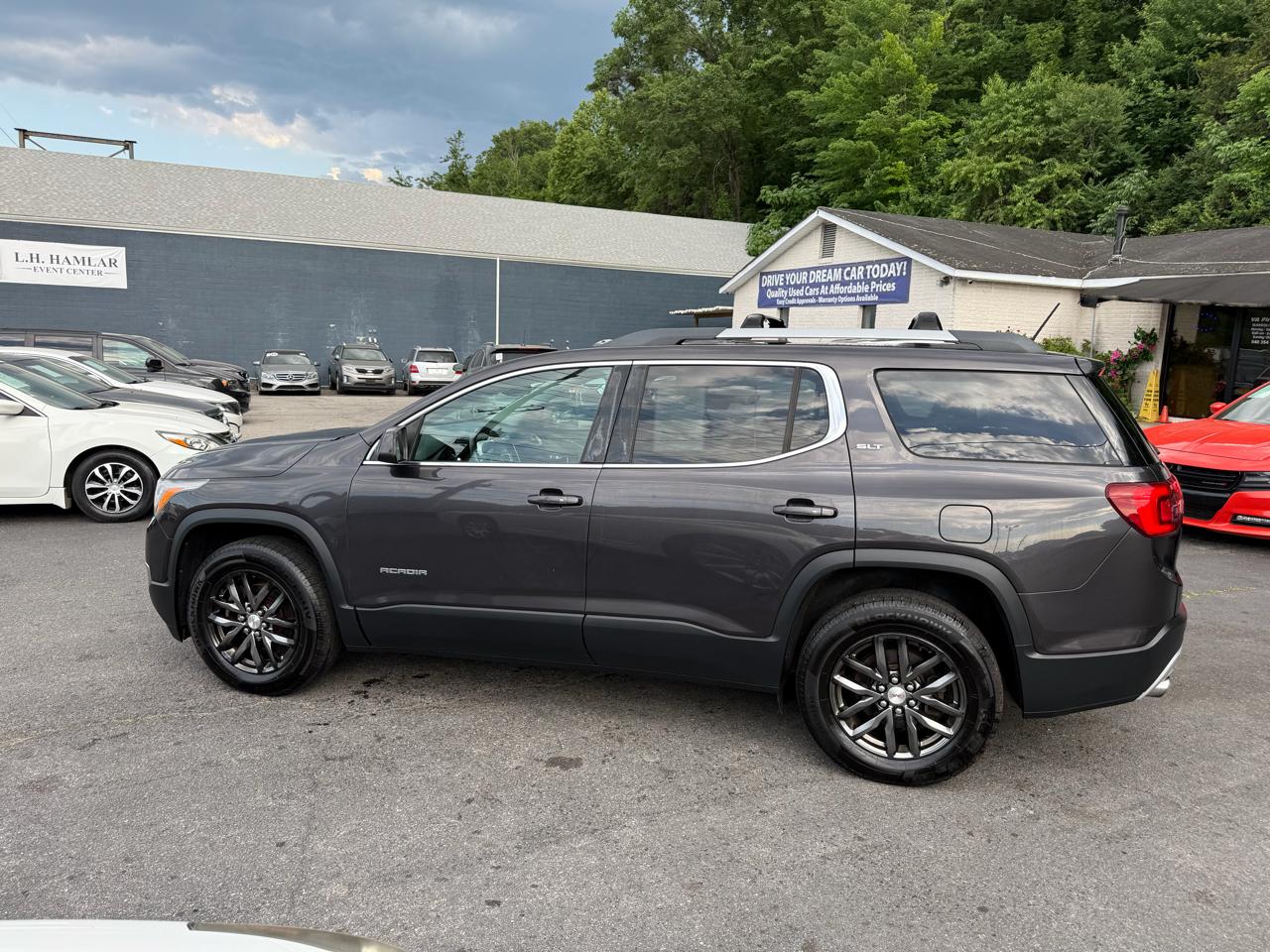 GMC Acadia AWD 4dr SLT w/SLT-1 2017