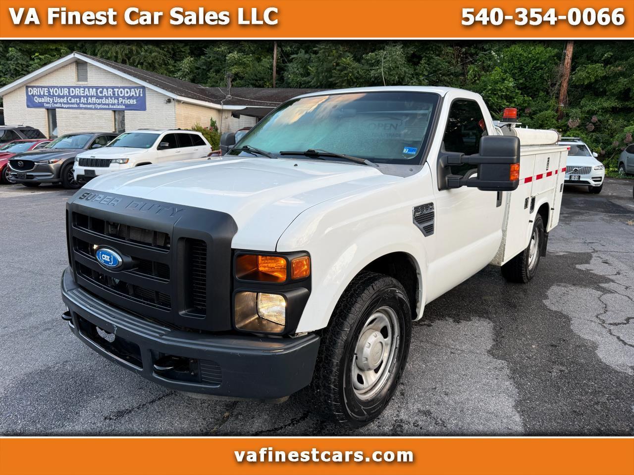 Ford Super Duty F-350 SRW 2WD Reg Cab 137" XLT 2010