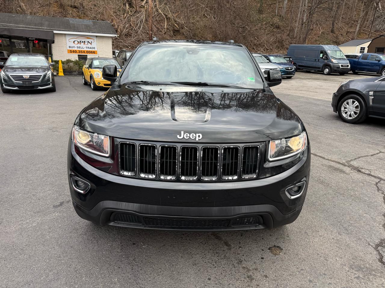 Jeep Grand Cherokee 4WD 4dr Laredo 2016