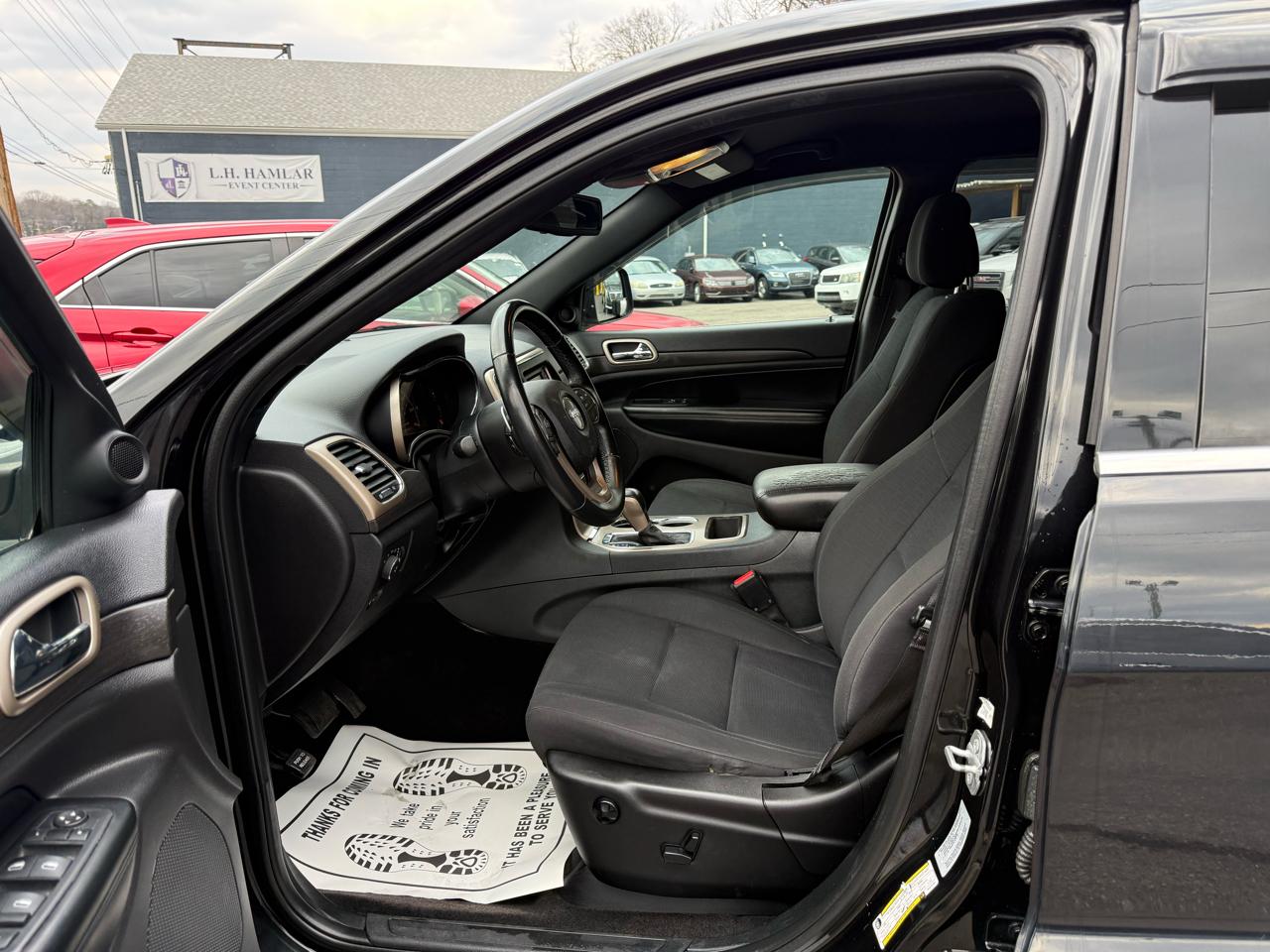 Jeep Grand Cherokee 4WD 4dr Laredo 2016