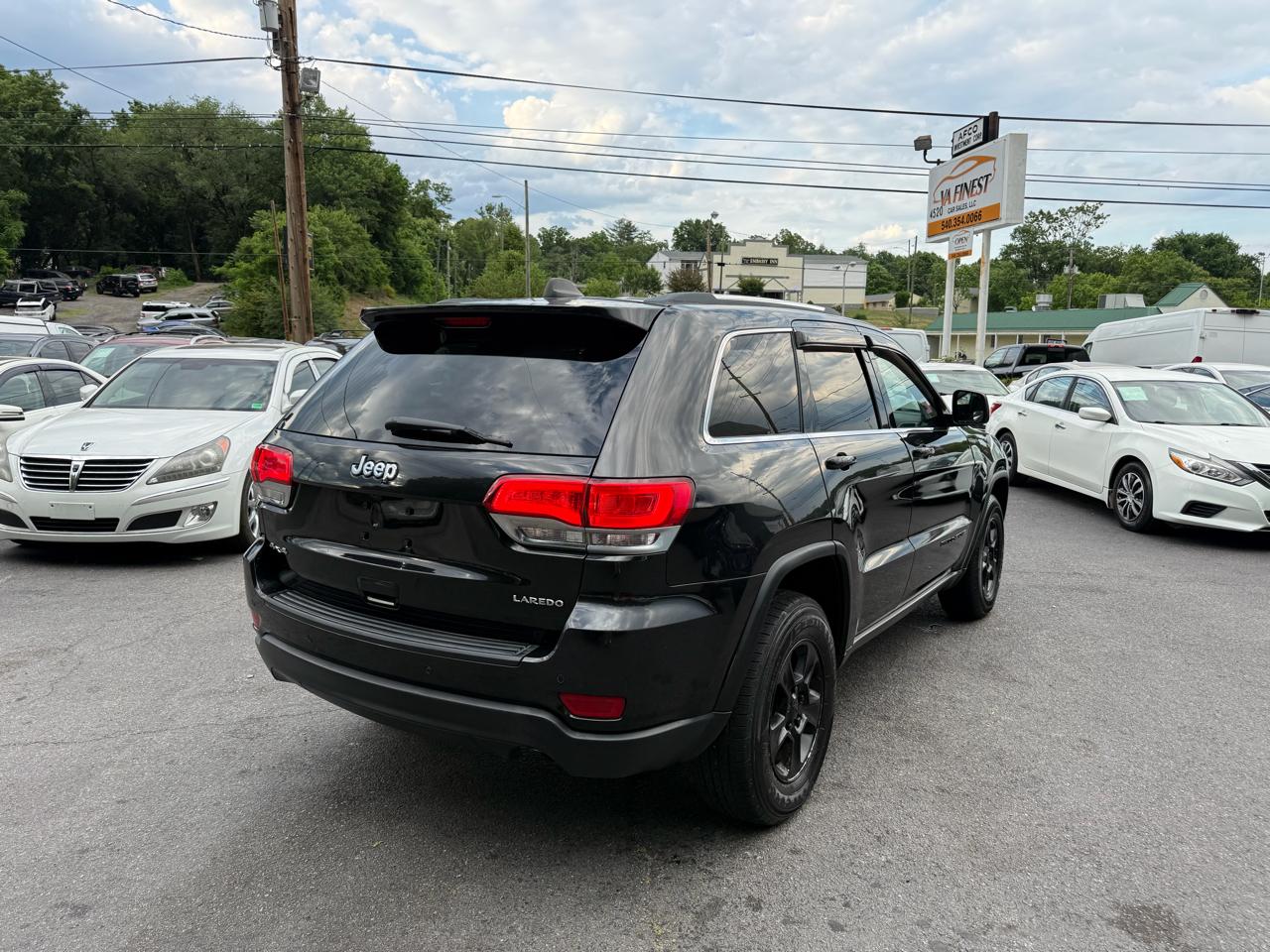 Jeep Grand Cherokee 4WD 4dr Laredo 2016
