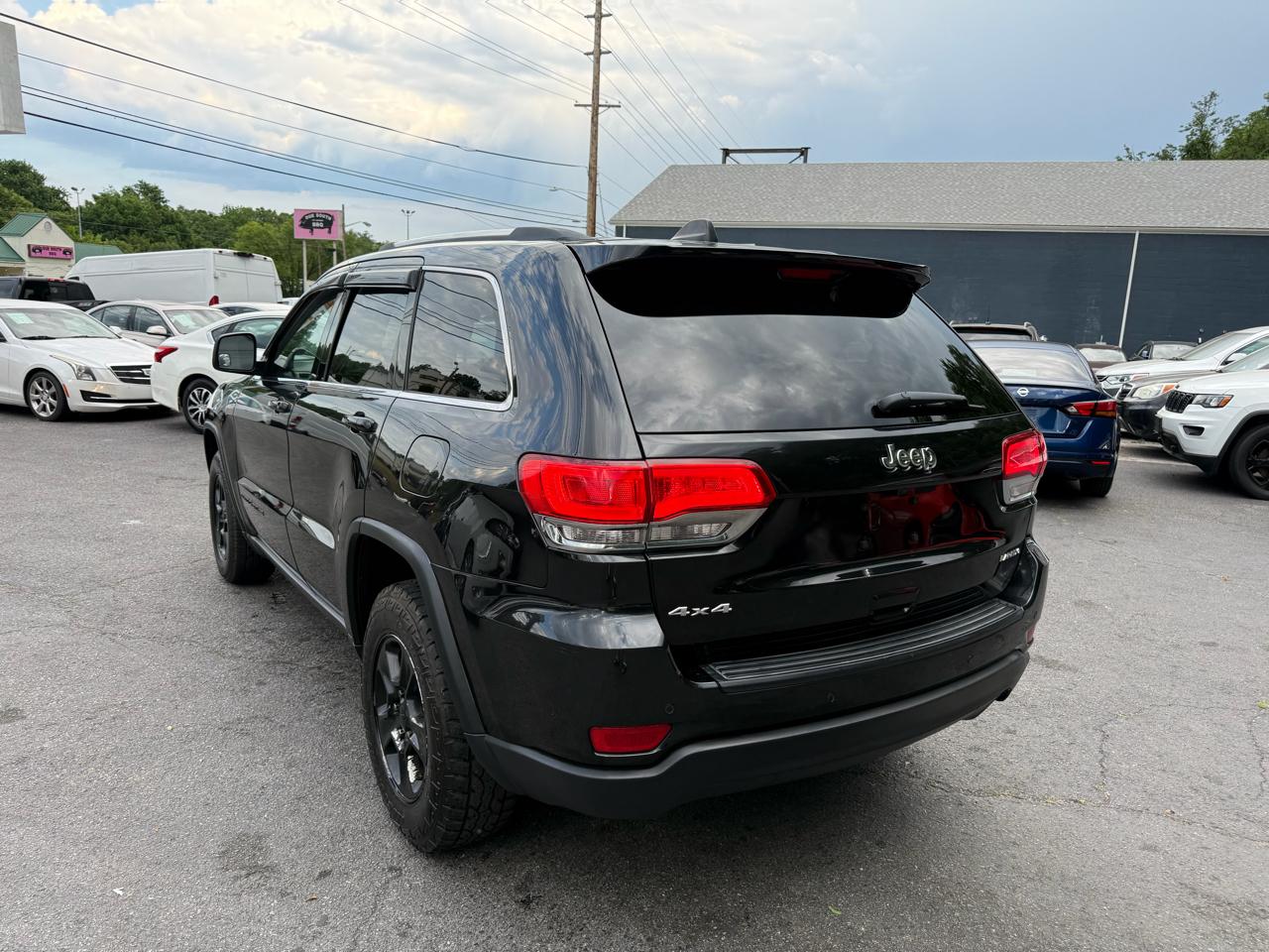 Jeep Grand Cherokee 4WD 4dr Laredo 2016