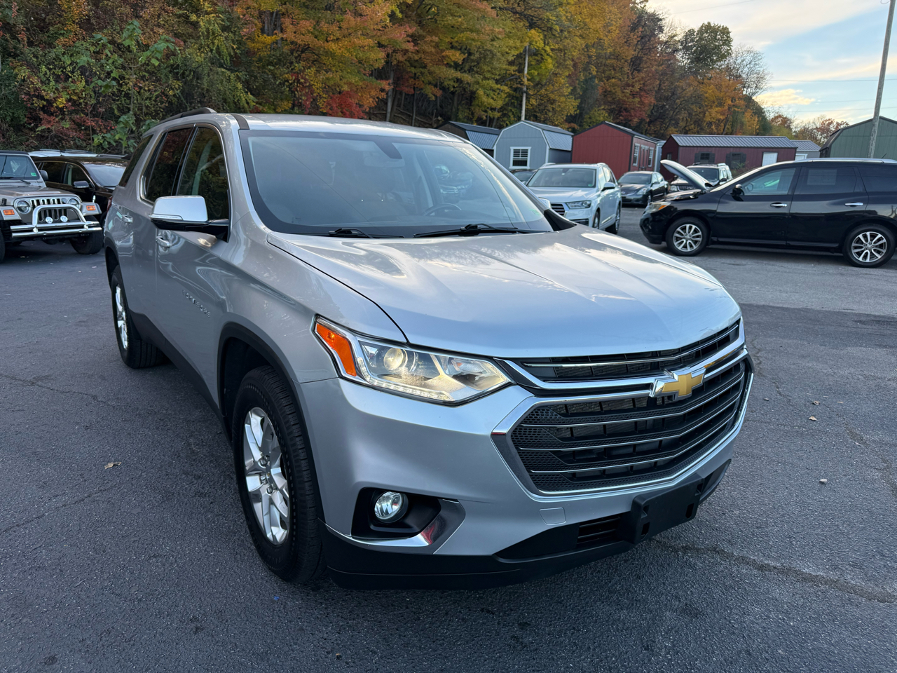 Chevrolet Traverse FWD 4dr LT Cloth w/1LT 2020