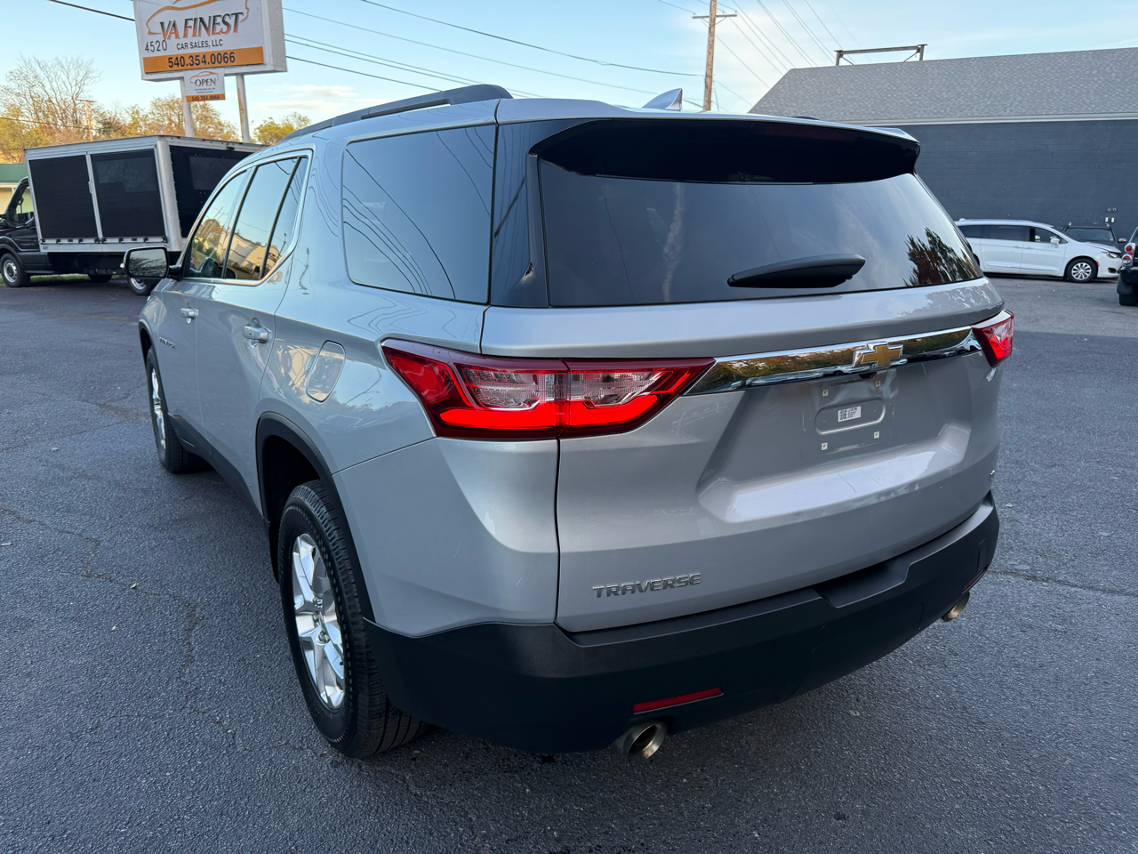 Chevrolet Traverse FWD 4dr LT Cloth w/1LT 2020