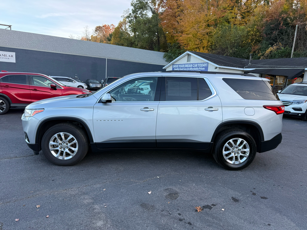 Chevrolet Traverse FWD 4dr LT Cloth w/1LT 2020