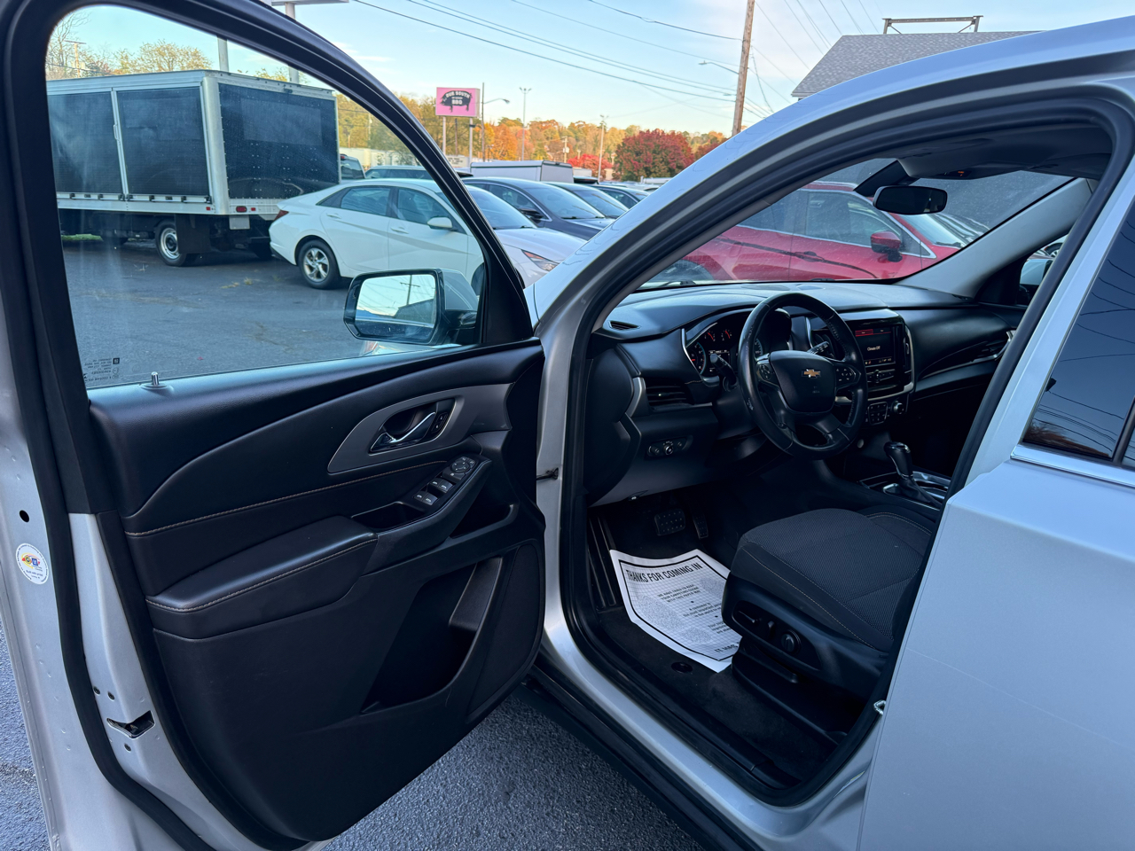 Chevrolet Traverse FWD 4dr LT Cloth w/1LT 2020