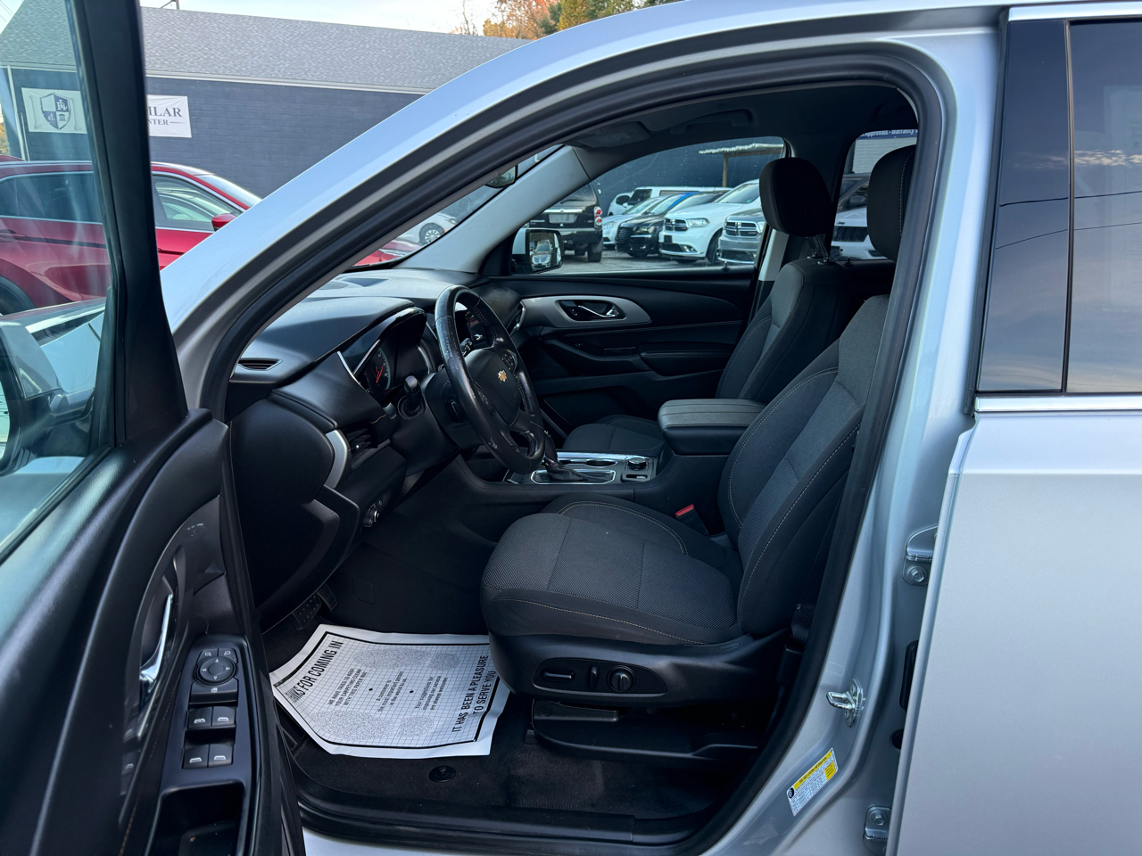 Chevrolet Traverse FWD 4dr LT Cloth w/1LT 2020