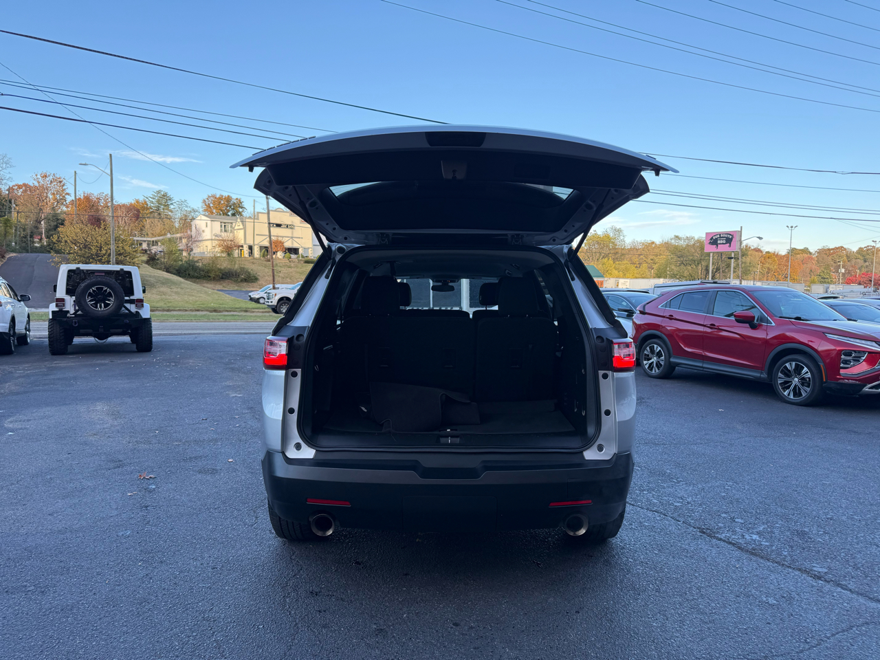 Chevrolet Traverse FWD 4dr LT Cloth w/1LT 2020