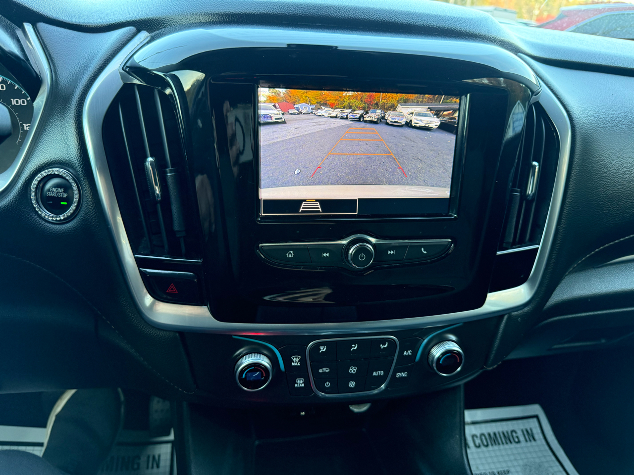 Chevrolet Traverse FWD 4dr LT Cloth w/1LT 2020